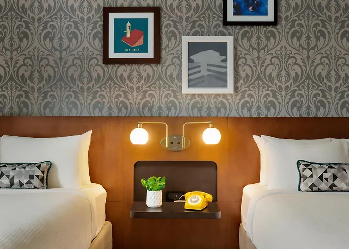 Hotel Indigo - Downtown By Ihg 4*