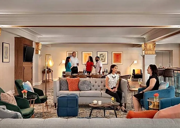 Hotel Indigo - Downtown By Ihg 4*